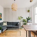 Artsy Dalston Flat